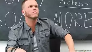 الطالب والمعلمه والمرضه