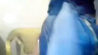 كشف فرج وردي ممتلئ واللعب به