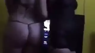 آهات من جنس فموي