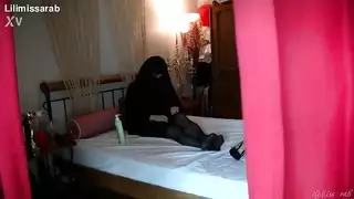 قضيب توم المنتصب جاهز لي بعد كل هذا التحديق