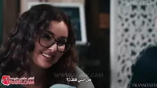 موعد قهوة يتحول إلى جنس صريح