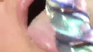 جنس فوري: الشقراء إيمي سيداريس تقطر بالسائل المنوي بعد وصلة سريعة