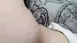 نيك الام عندما تكون الام تستحم له مترجم