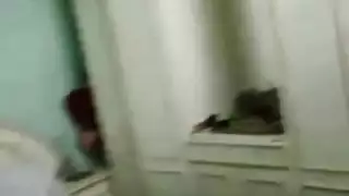 فلات خاص للجماع: يضرب صديقته بقوة وعمق