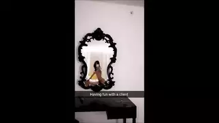 بورن شيميل صريح: كل أفضل المؤخرات والثداء في مشهد واحد