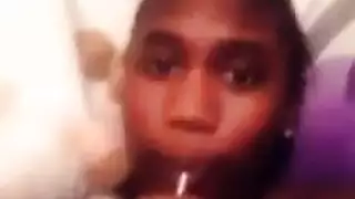 الفتاة الكورية تتوسل لقضيب سمين ليدق نقطة جي سبوت الخاصة بها