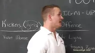 الشرج اللعنة جمال ضيق الهرة