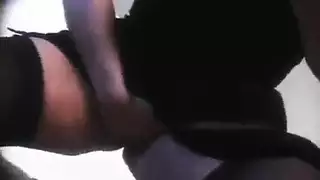 جميلات الباجور يتناوبن على قضيب صلب
