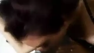 محرم مع الحيوانات: نساء كبيرات وجماعات جنسية حيوانية