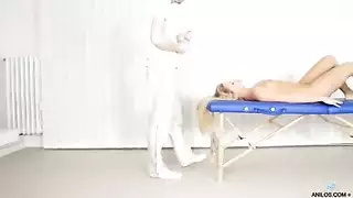 نيك المزرعة: لقطة مقرّبة لقذف الحصان