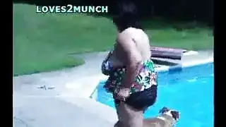 سارة كبيرة الصدر تنك المترجم في فيلم إباحي قاسي