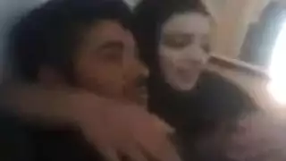 بوس ودعك وتحسيس وحك مع مزة عراقية محجبة جامدة