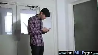 تفتح واسع لقضبان عملاقة: شرج إكس إكس إكس