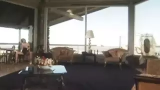 القنبلة الشقراء جوليا لوكس في اختراق مزدوج مكثف