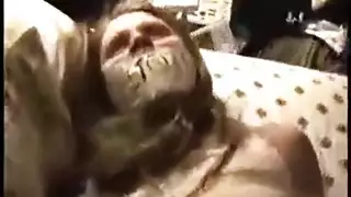 تعرية غرفة نوم منمش