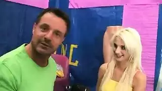 طويلة مترجمة