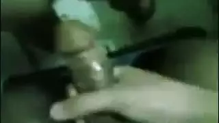 زبر صناعي كبير يدخل في كس