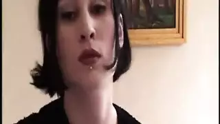 موظفو بنك مثيرون يمارسون الجنس جماعياً مع سمراء مغرية في جنس مكتبي صريح