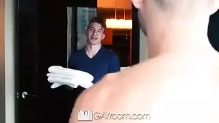 فتيات إيرانيات مثيرات يمارسن الجنس الشرجي والجنس الفموي