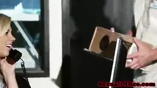 نيك سوري: حركات مغرية وإيلاج عميق