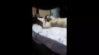 سكس مصري: نيك عنيف مع شرموطة محلية في المحلة