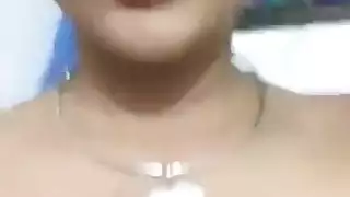 طاعة النساء الناضجات: تمثيل أدوار عائلي هاردكور