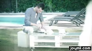 مص ورشف لعضو صلب وسميك