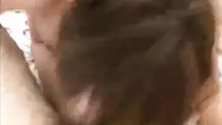 شاب جزائري ينيك طفلة صغيرة من حشونتها ويكسرها