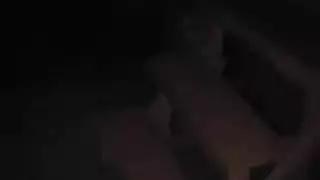 فارس ريفي يخدمها في المرعى