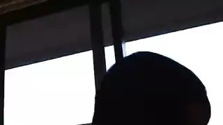 عشيقة وشم مصاصة